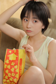 JAPANESE TEEN GIRL